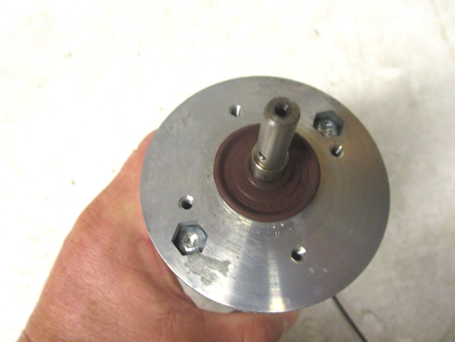 GROSCHOPP PM8014 0911-2553 160VDC DC MOTOR 1.10A 178W 2950 RPM 3.7IN-LBS