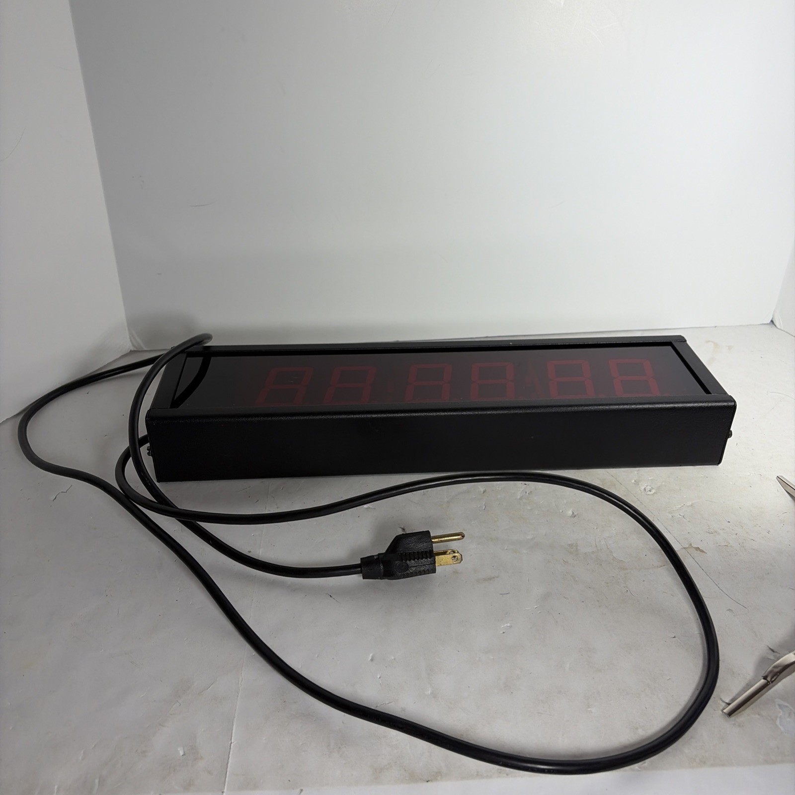 Electronic Displays Inc Industrial LED Clock Gym Timer 16” Long