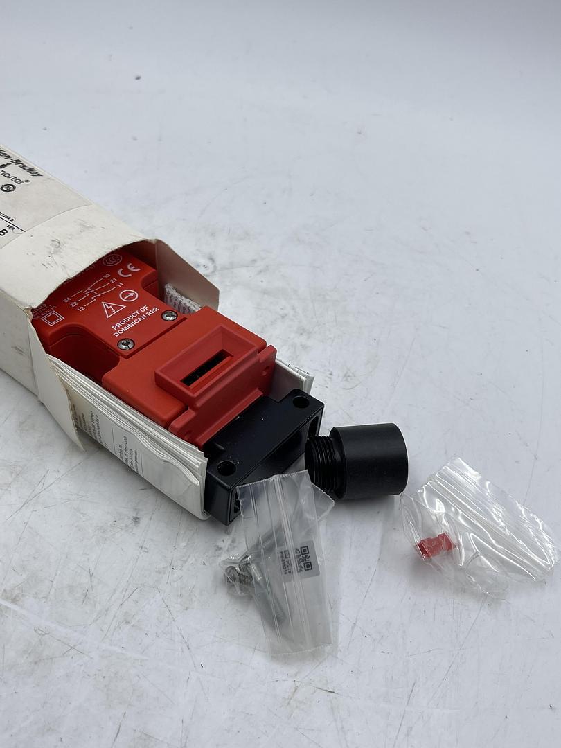 Allen-Bradley 440K-T11204 Ser B