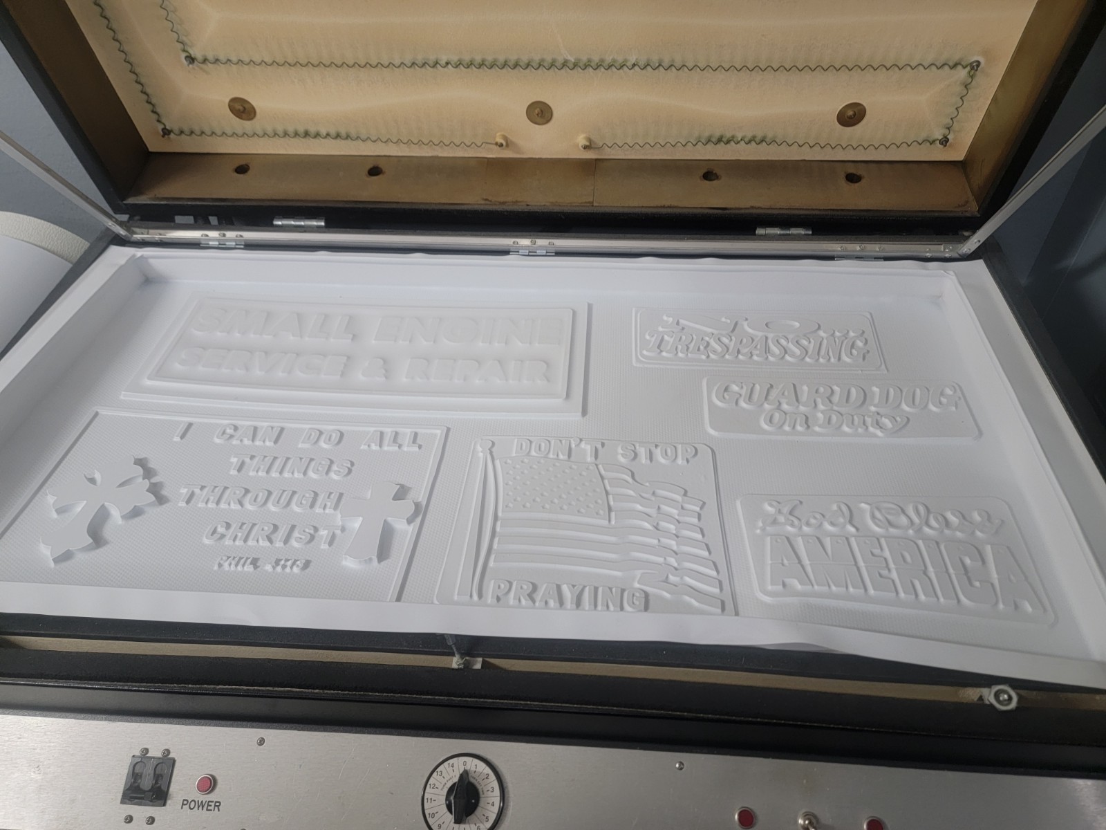 Sign Vacuum Forming Machine, Molds & More (COMPLETE BUSINESS)