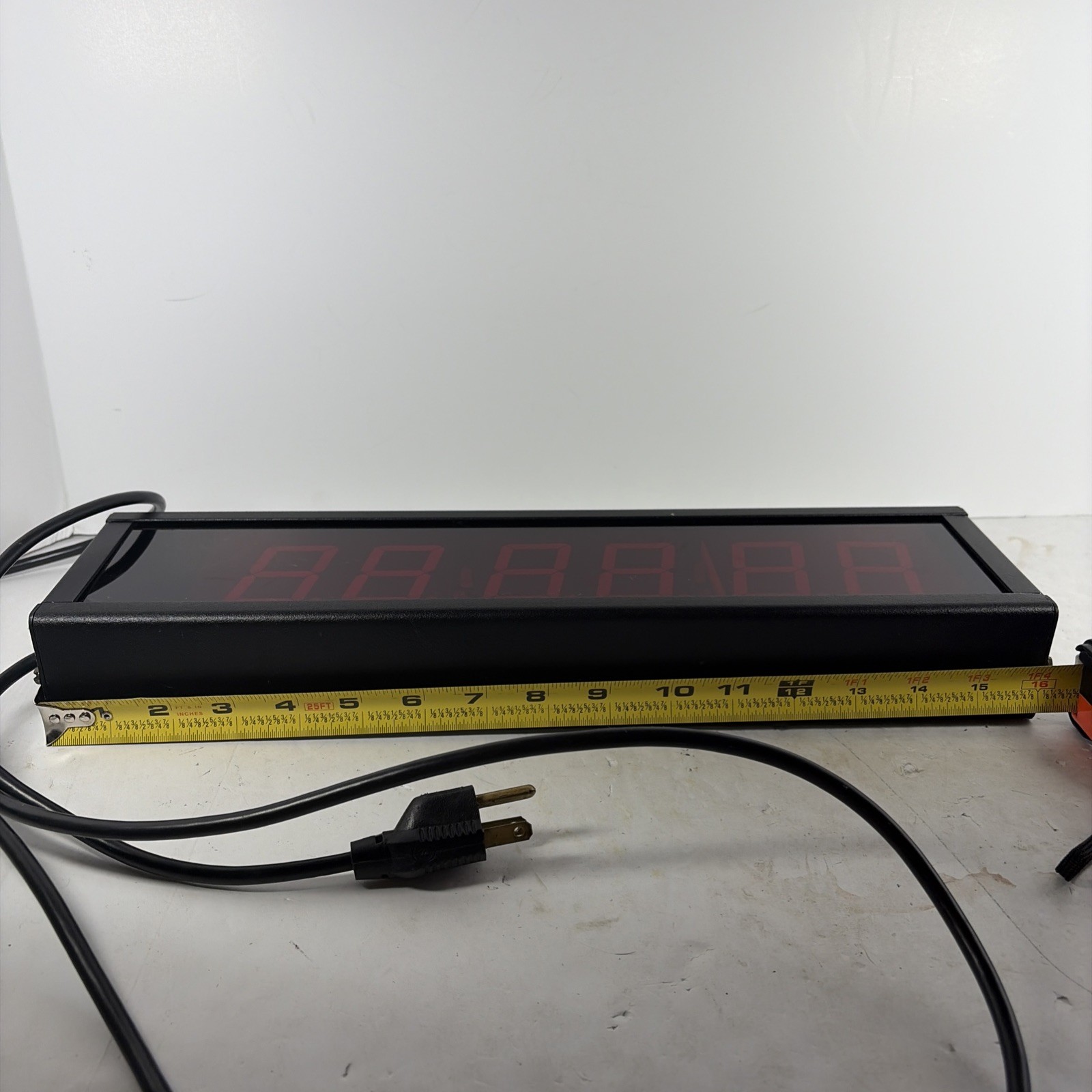 Electronic Displays Inc Industrial LED Clock Gym Timer 16” Long