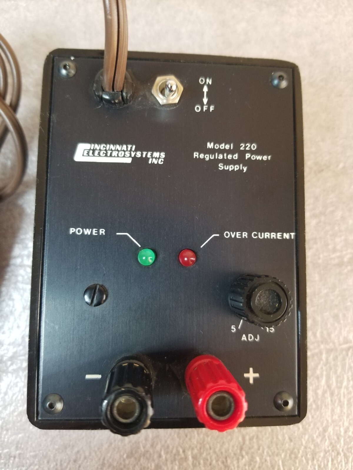 CINCINNATI ELECTROSYSTEMS 220 Regulated Power Supply