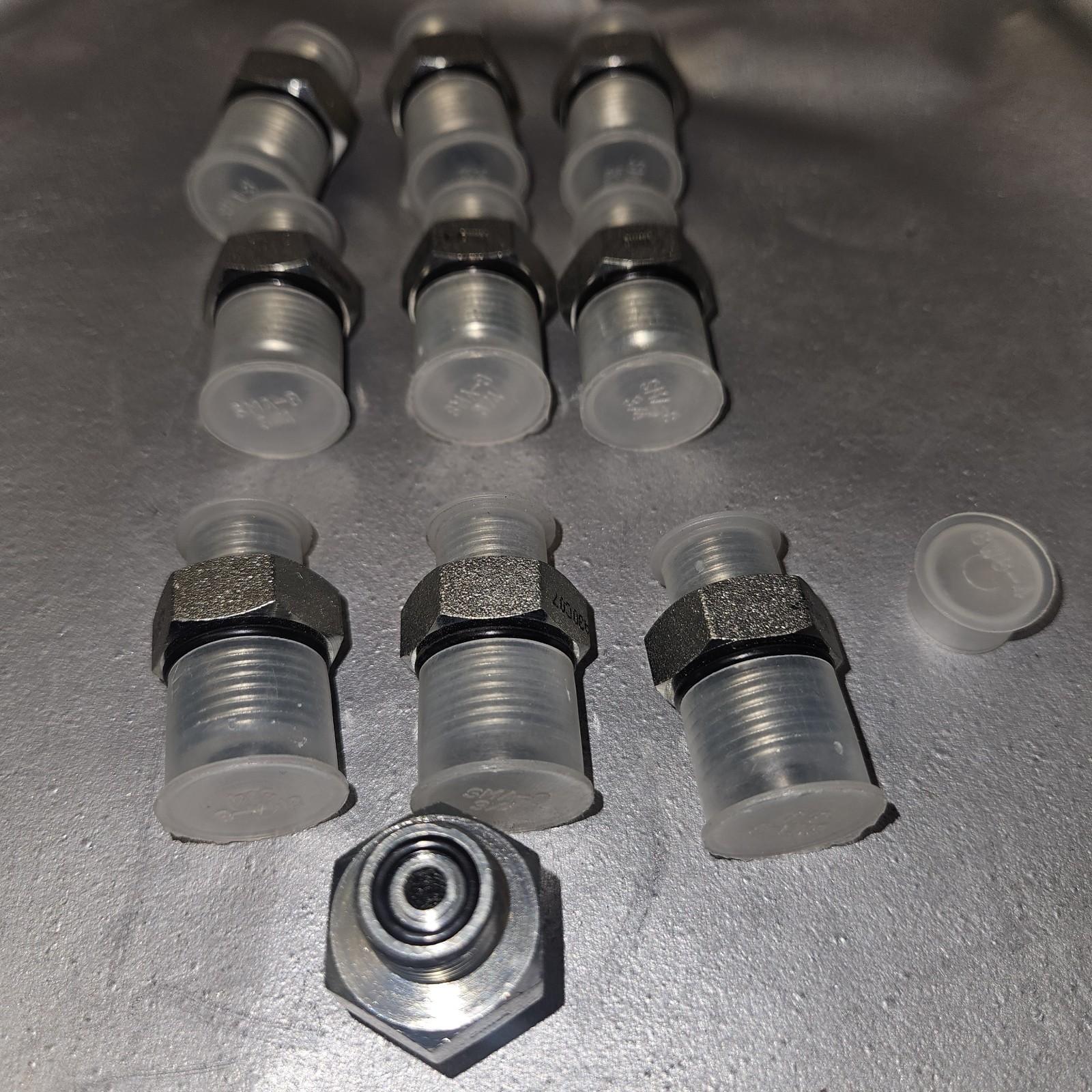 Fitting FS-6400-04-08 = 4-8 F50LOS #4 M O ring face seal – 8 SAE 10 ea.