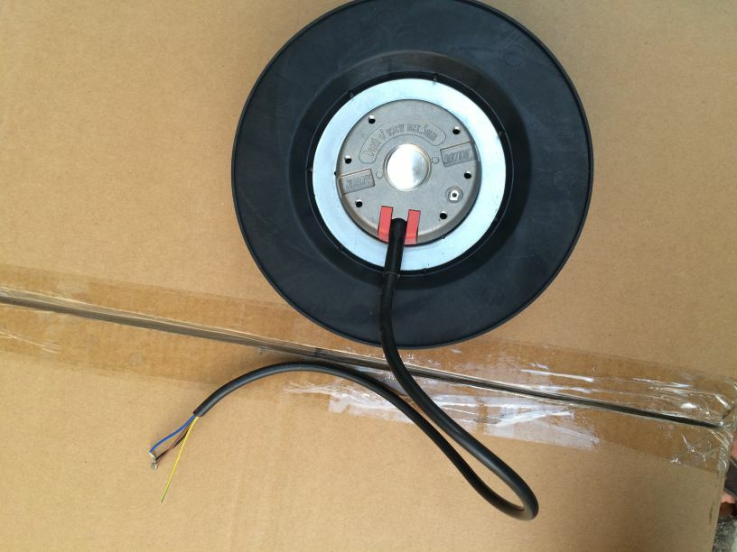 1PC Original FOR R2E225-AT51-14 AC 230V Fan 90 warranty