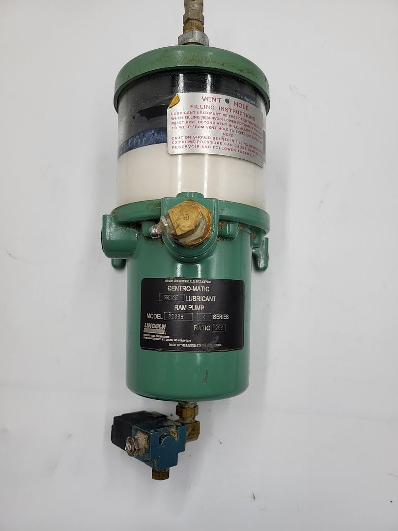Centro-Matic Grease Lubricant Ram Pump 82886 ratio: 20:1 & MAC 35A-AAADDAJ-1KE