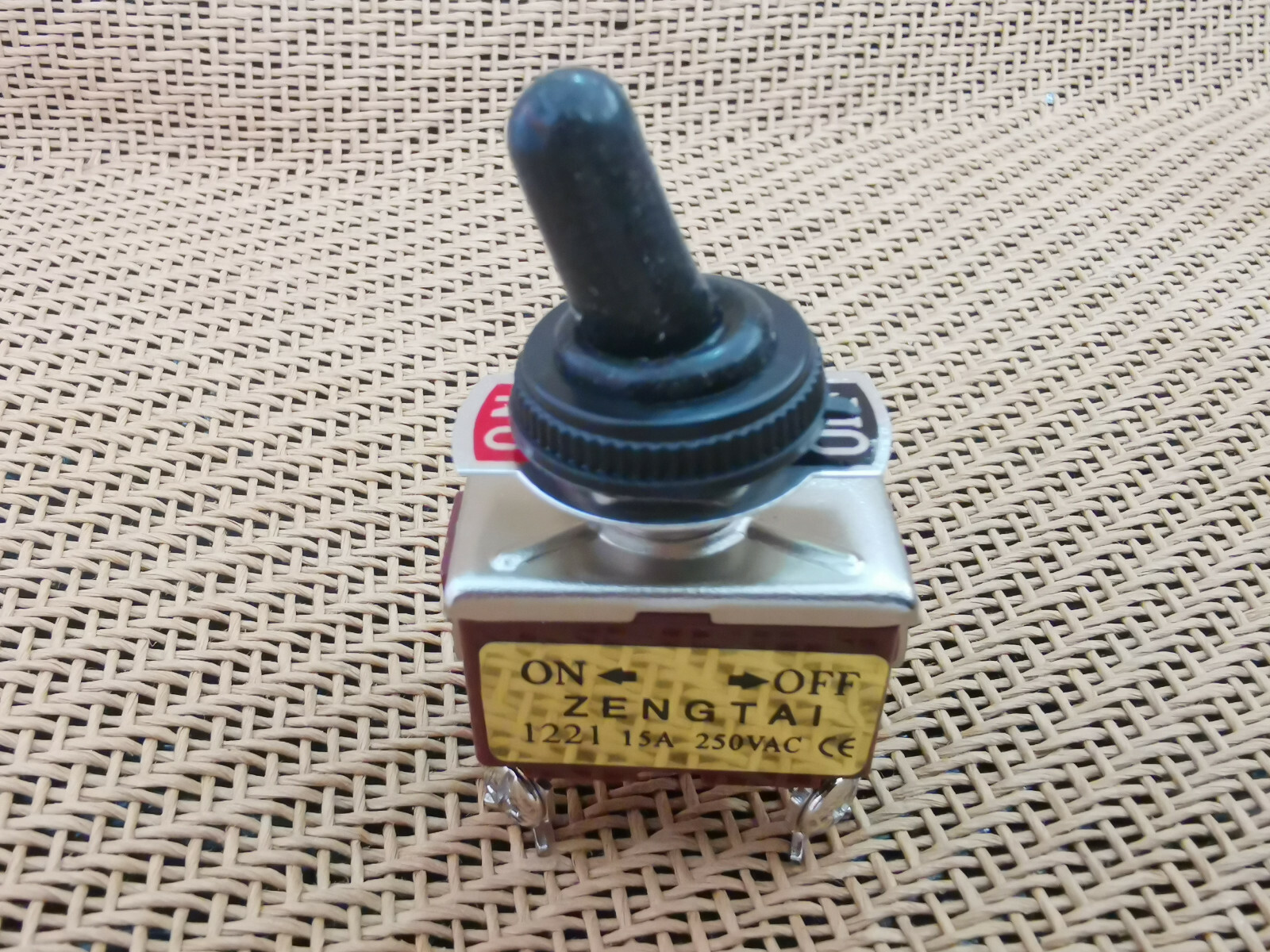 10pc Toggle Switch Heavy Duty 20A/125V DPST On-Off w/Waterproof Boot