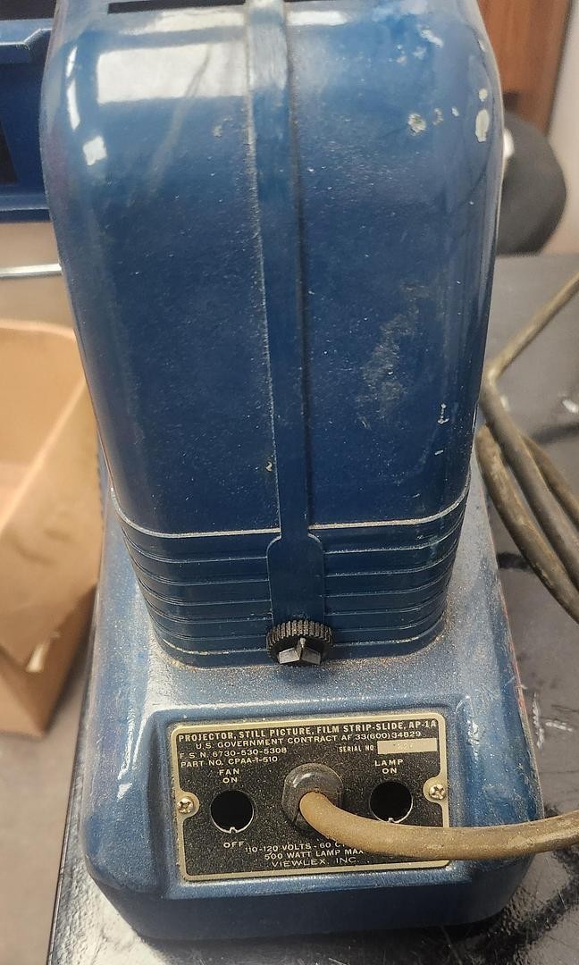 Vintage Viewlex Projector, Still Picture, Film Strip-Slide, AP-1A – GHA-163