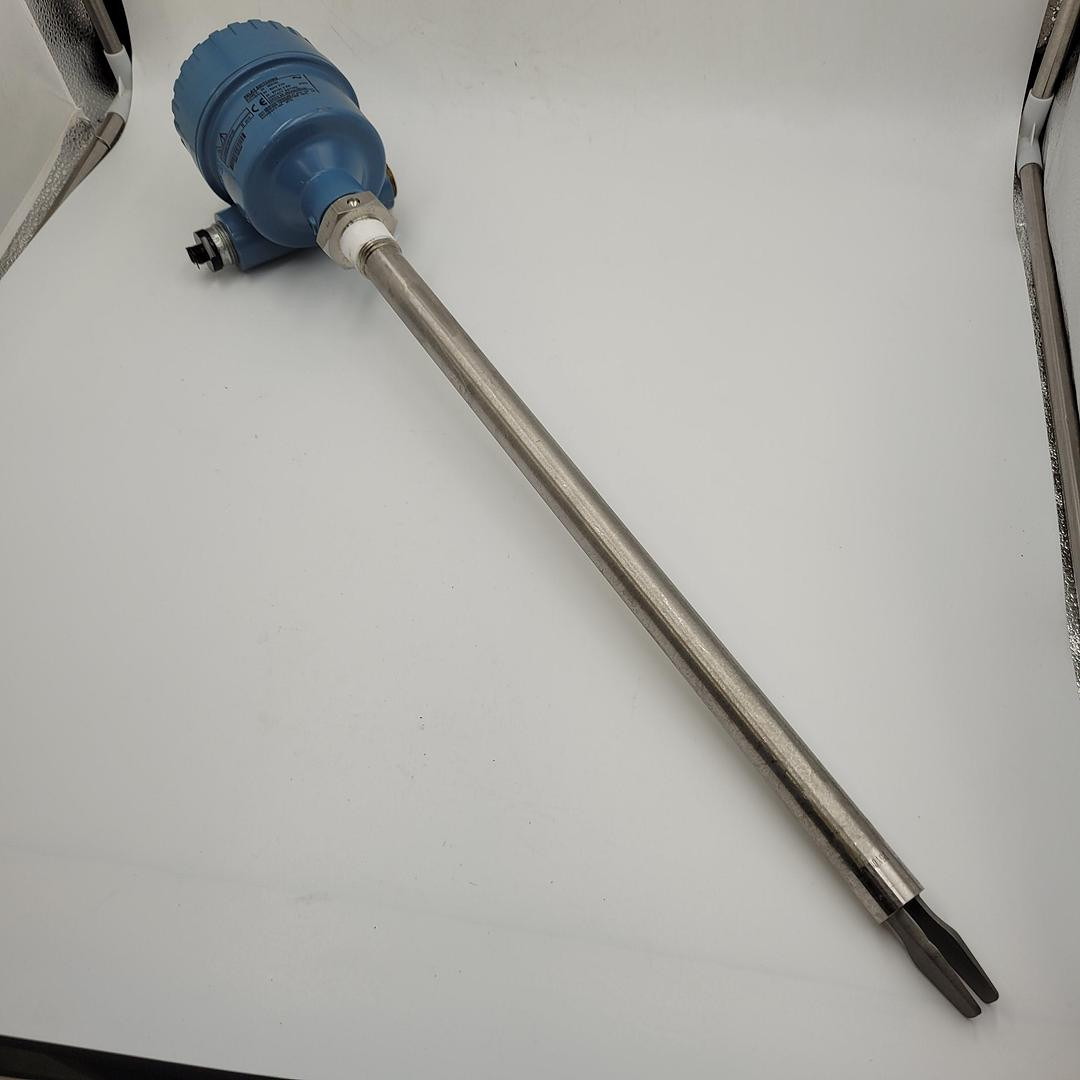 ROSEMOUNT 2120 VIBRATING FORK JBE1138543 / 2120D0DV1NAYE0180