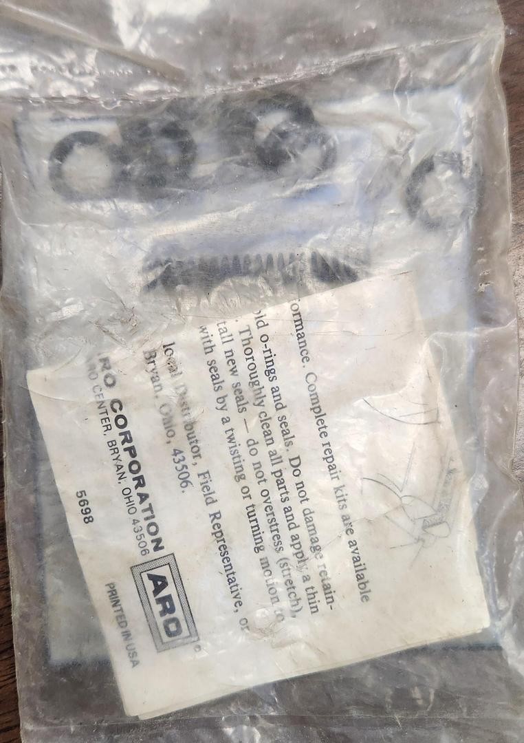 7000 Manufactured by INGERSOLL RAND ARO – GHGC-D20