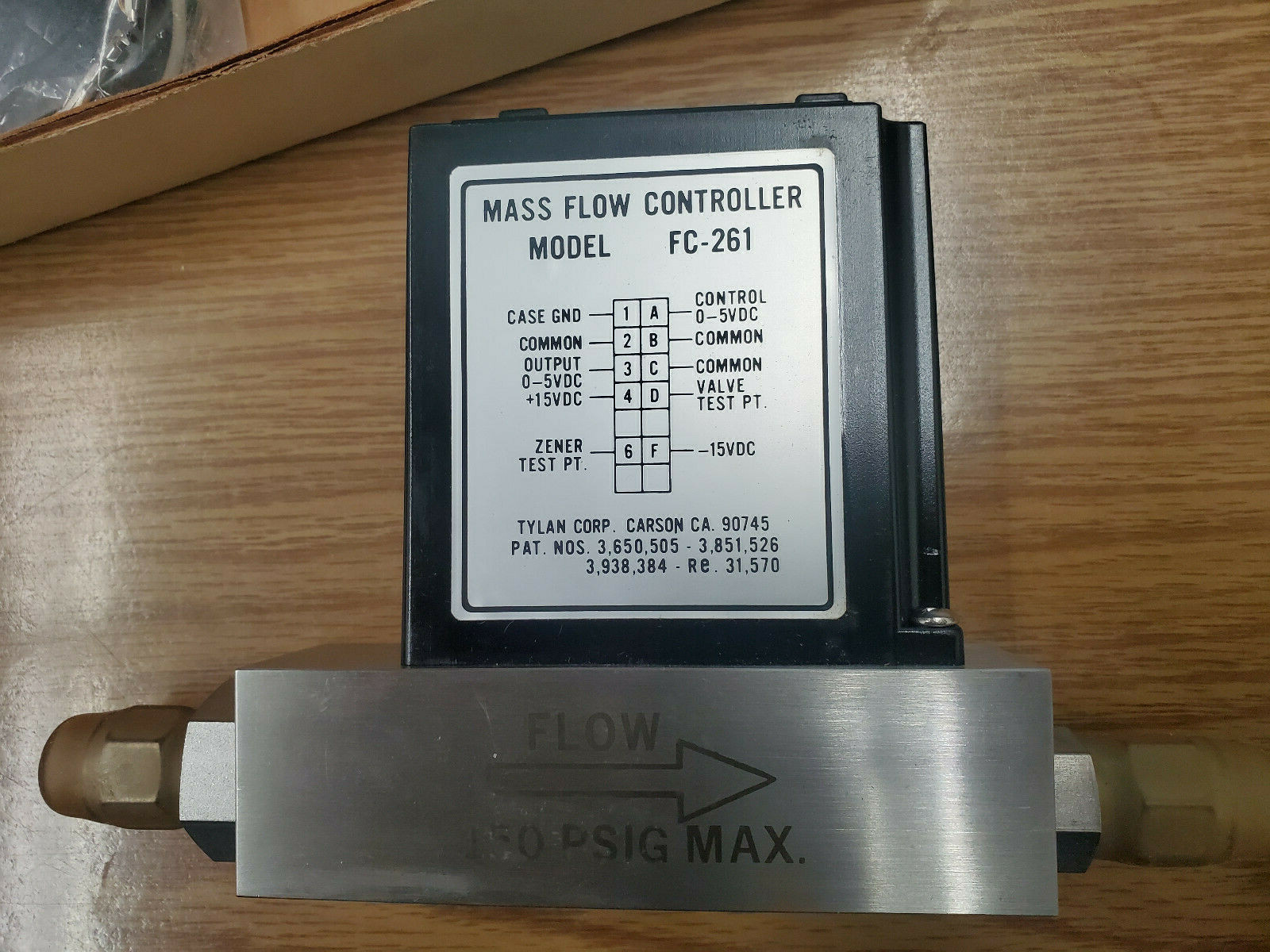 NEW – TYLAN  FC-261-10 SLPM-O2   MASS FLOW CONTROLLER 150PSIG 583718-1 A-MP 7728