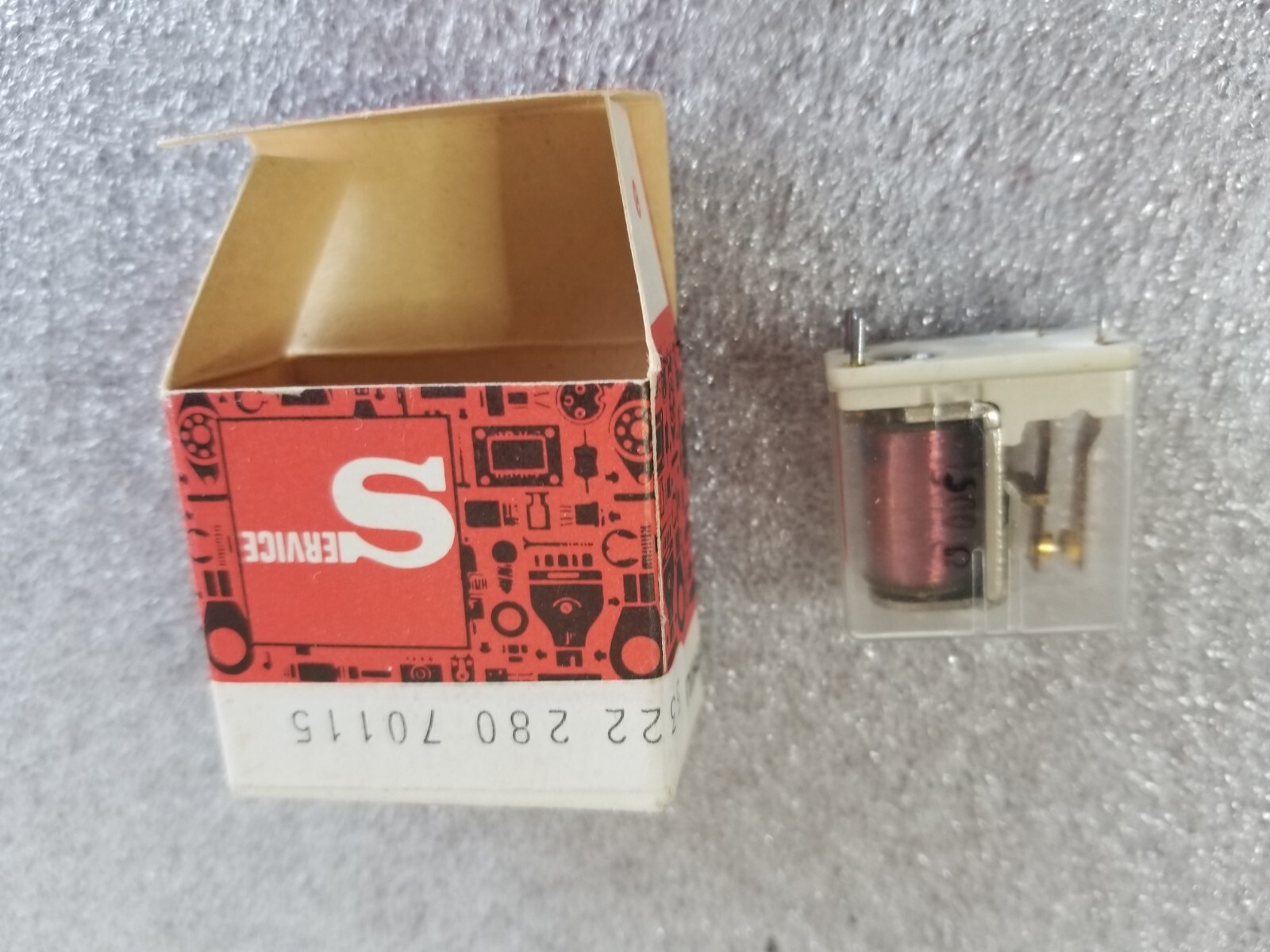 2x Phillips 532228070115 RELAY 1500 Ohm
