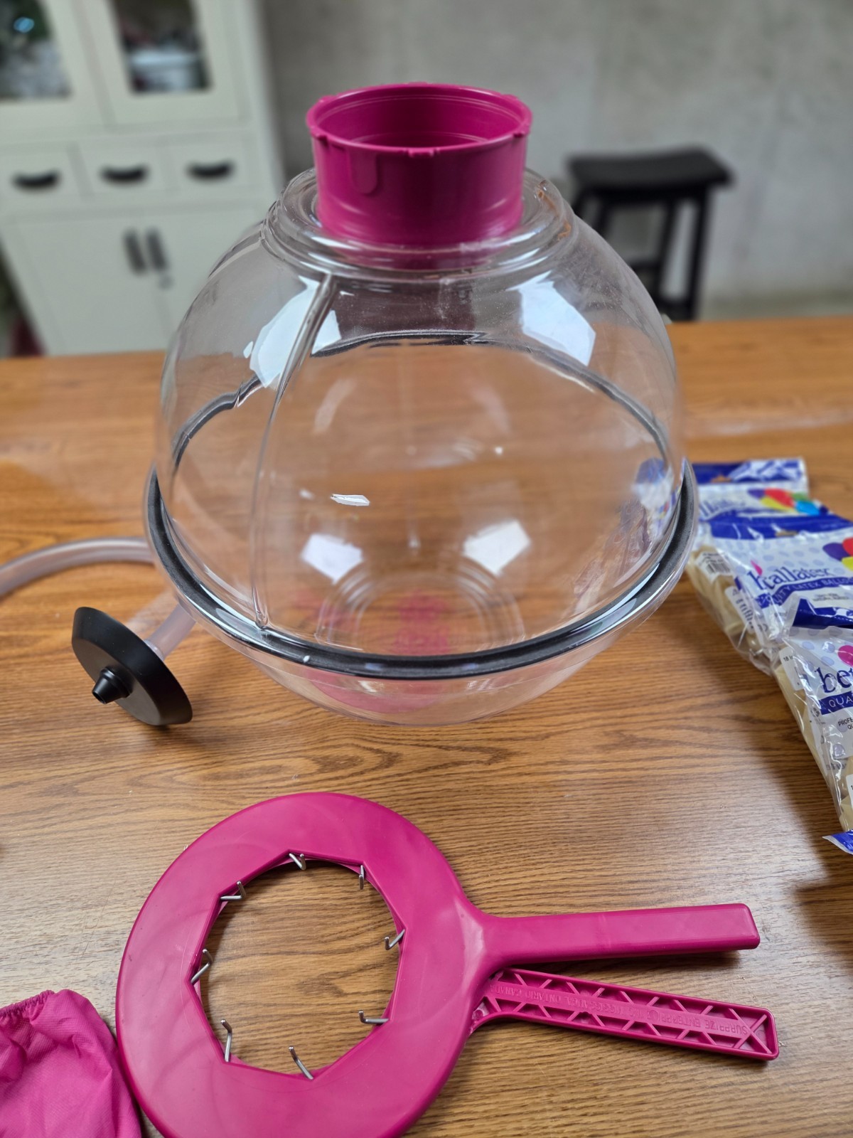puff and stuff balloonn stuffing machine