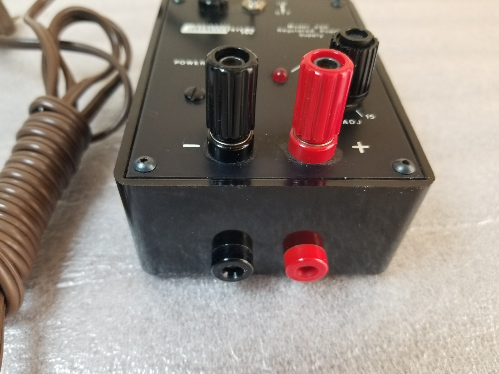 CINCINNATI ELECTROSYSTEMS 220 Regulated Power Supply