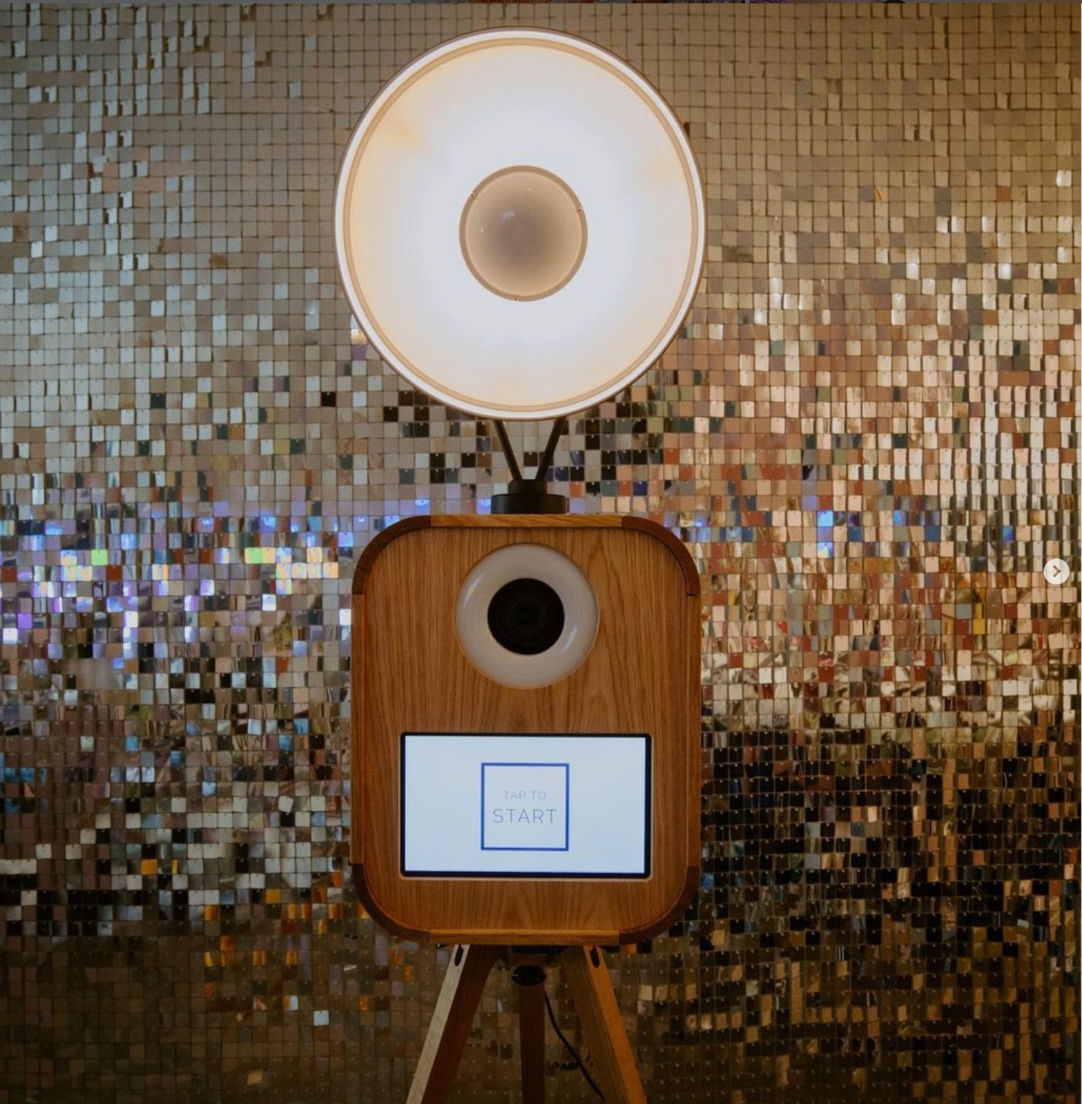 Photobooth Business – 2 Booths available, Modern (Digital) and Vintage (Print)