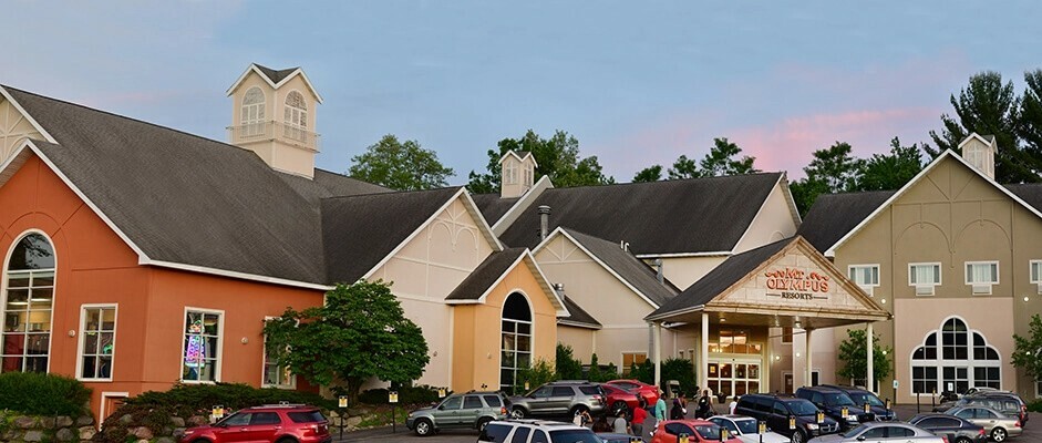 Want a little get away to relax in the WI Dells for 2 night 3 day stay