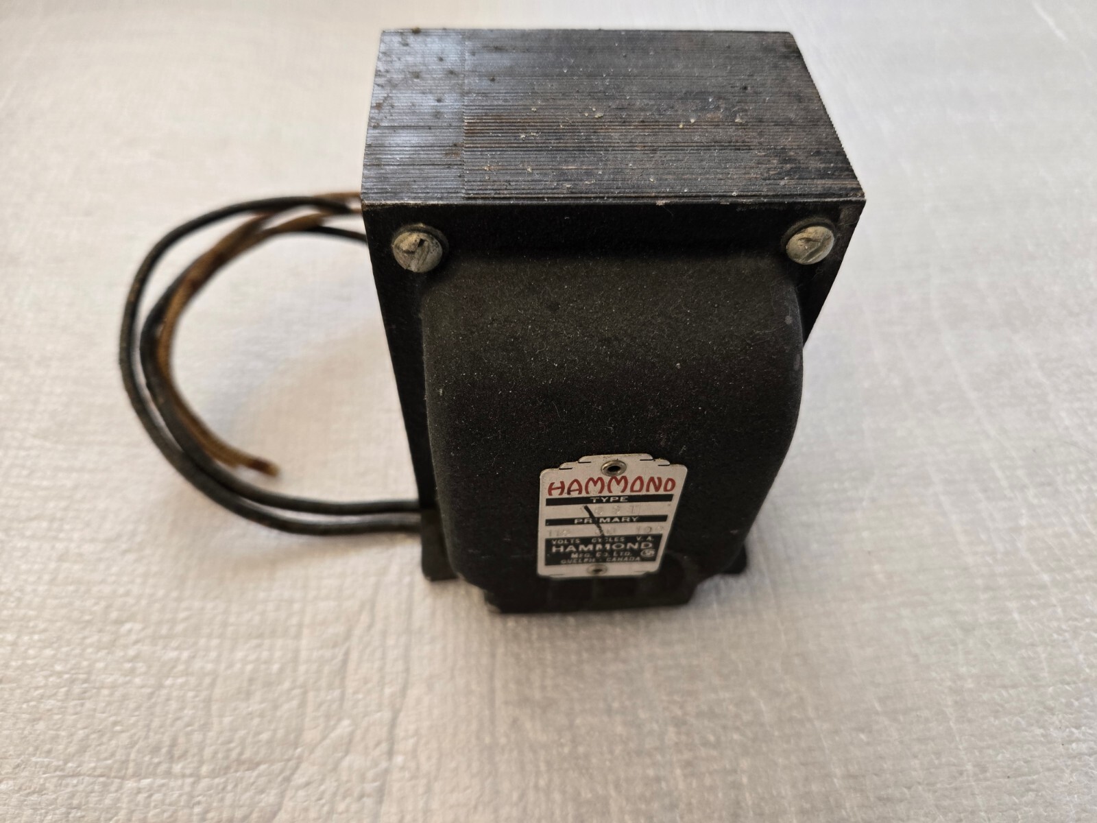 Hammond Manufacturing 169T Isolation Power Transformer 115V 60 100
