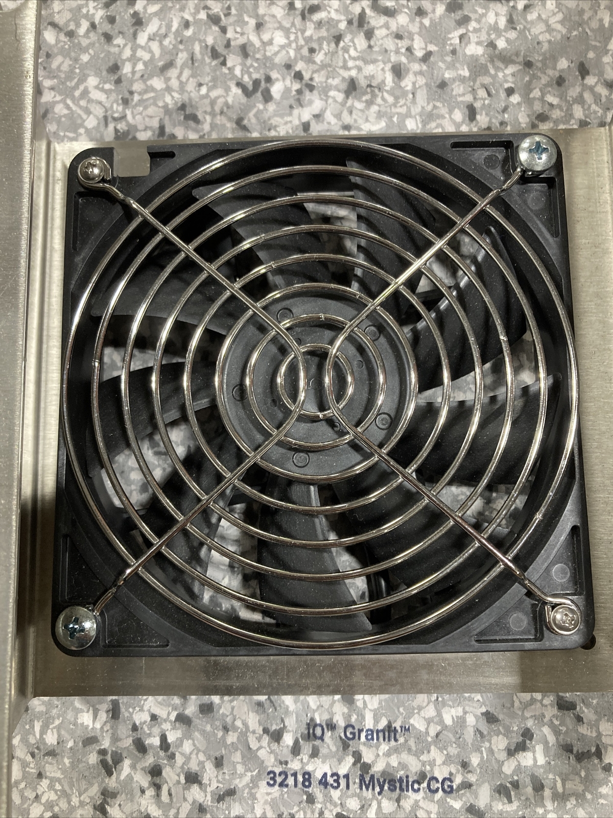 NMB-MAT 4710KL-05W-B50 24V 0.38A 120*120*25MM 2PIN Inverter cooling fan New Open
