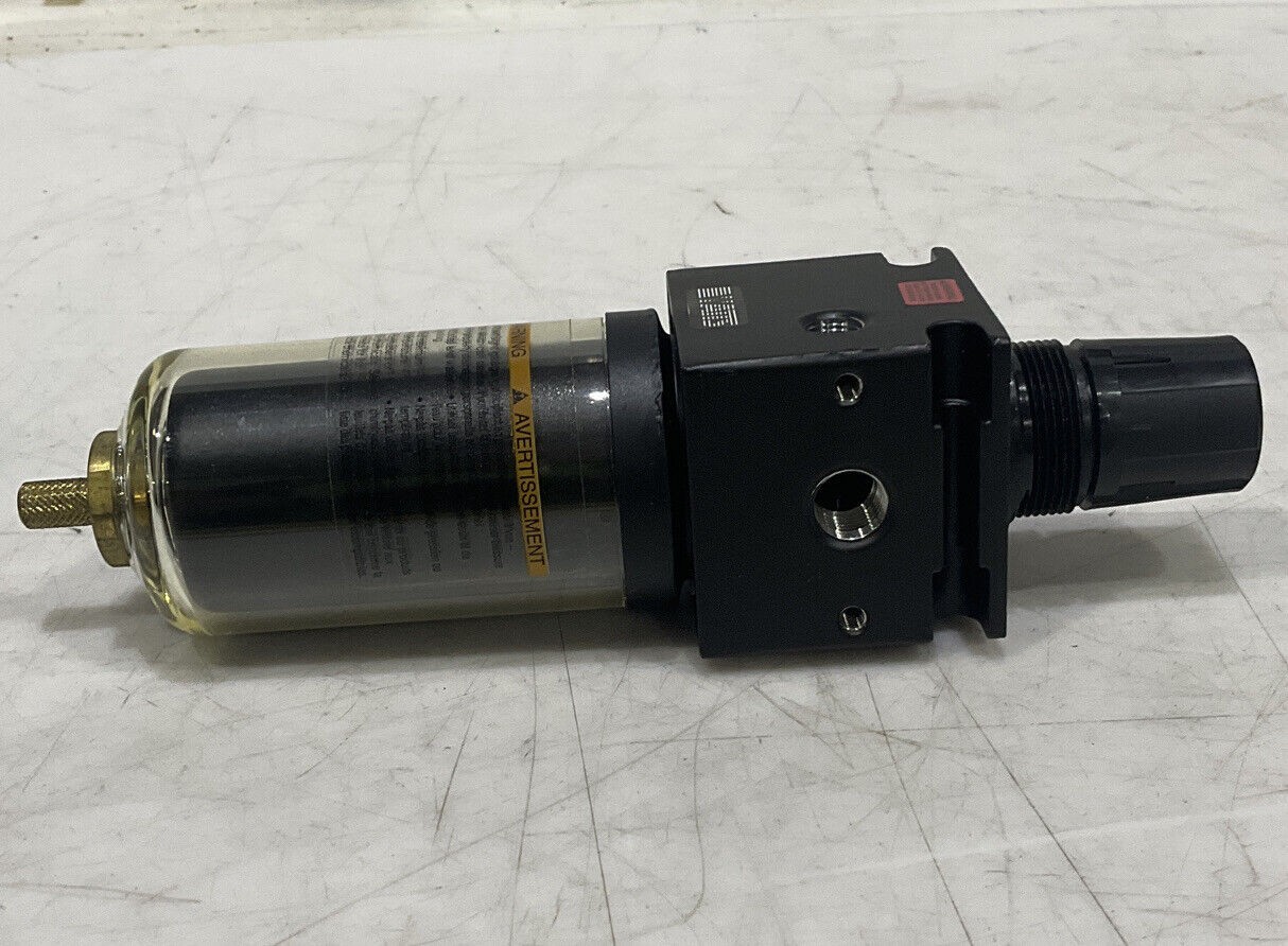 PARKER WATTS B75-02WJC 250PSI 125F MANUAL TWIST DRAIN 1/4” NPT FILTER REGULATOR