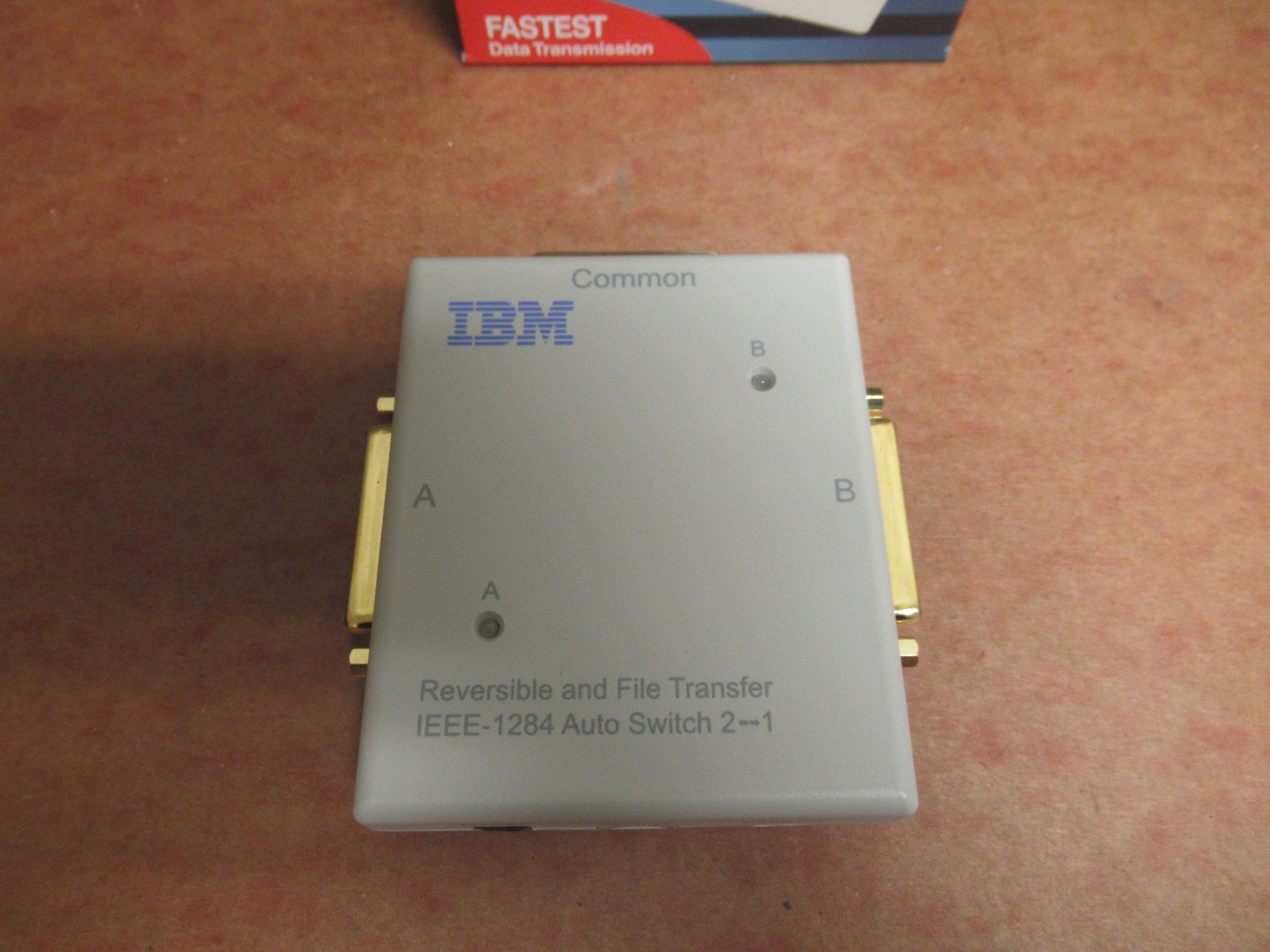 NEW IBM 2 TO 1 AUTO SWITCH IEEE-1284 9Vdc 500mA 33L4738 IEEE1284