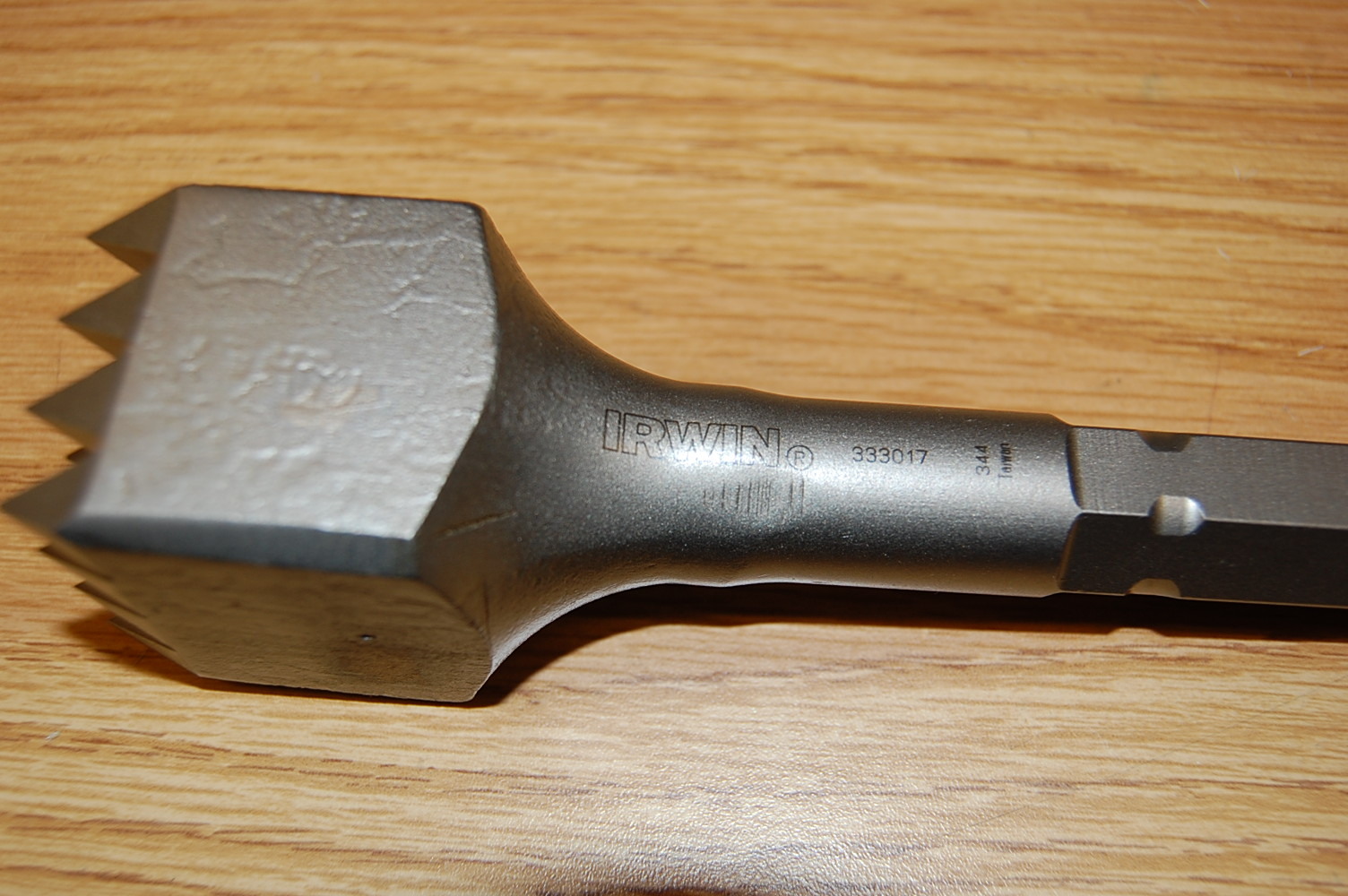 Irwin Spline shank bit Bush Tool ONE PIECE 333017