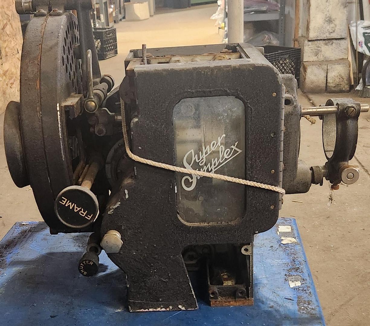 35mm Super Simplex Projector Head – Vintage – GHB-59