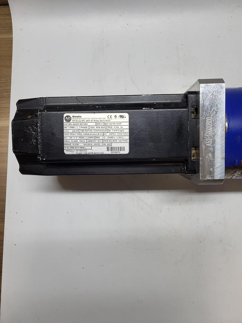 Allen Bradley MPL-B430P-MK74AA servo motor & Wittenstein LP 120S-MF2-25