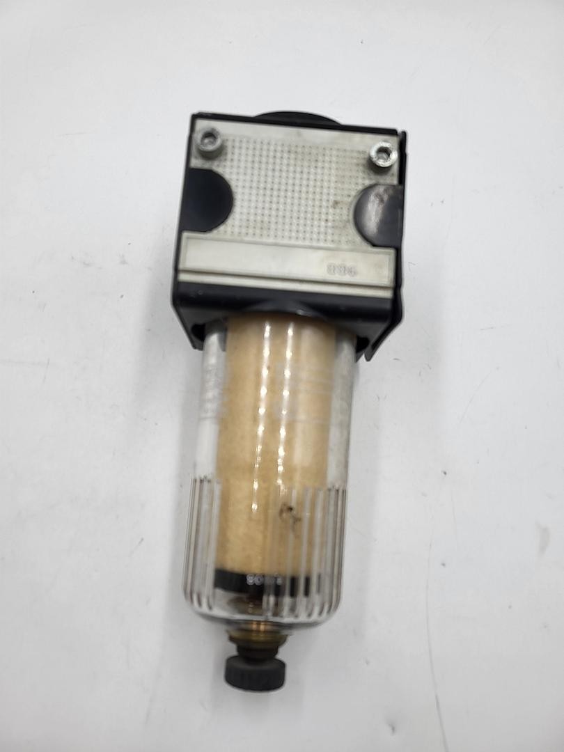 unsure 886 PNEUMATIC FILTER 230 PSI / 120 degree Fahrenheit