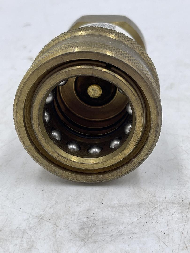 B72C12-12F Female coupler 3/4