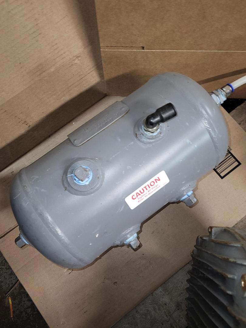 Manchester Tank cat# 304982 MAWP 200 PSI 3 GAL